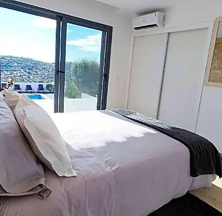 New, Nature View - Albufeira, Private Pool ホテル *